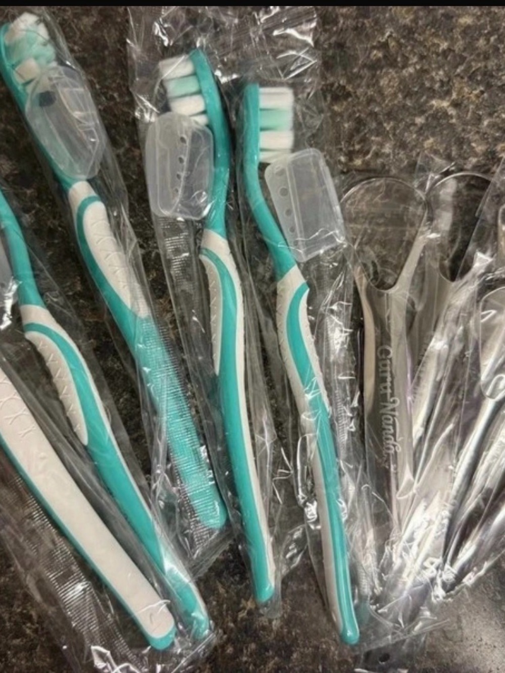 Guru nanda butter soft Toothbrushes w/cover & metal tongue scrapers